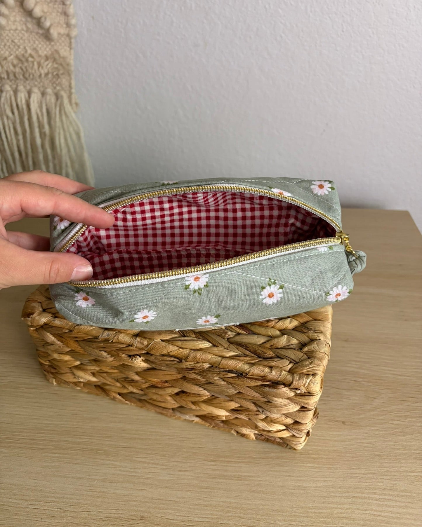 Green Daisy Pencil Pouch | Makeup Brush Pouch