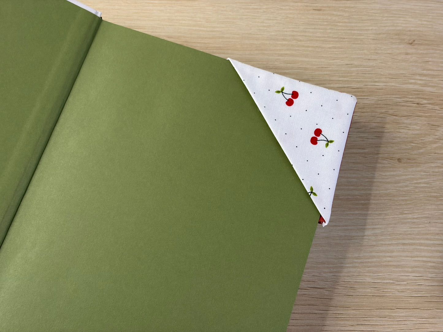 Random Fabric Corner Bookmark