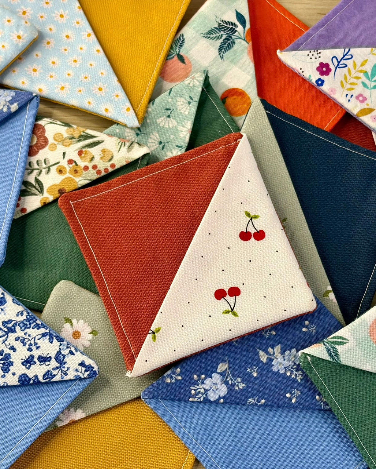 Random Fabric Corner Bookmark